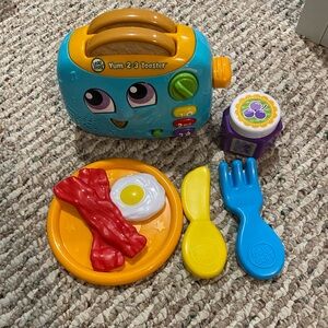 Leap Frog Yum-2-3 Toaster Toy